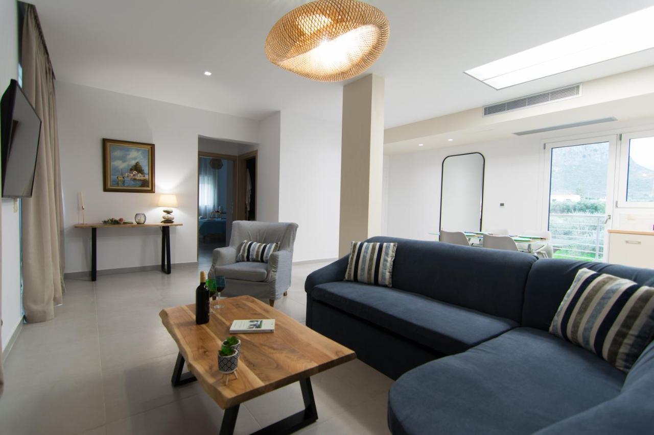 Casa Di Prios Brand New Renovated Villa In ゴウヴァイ エクステリア 写真