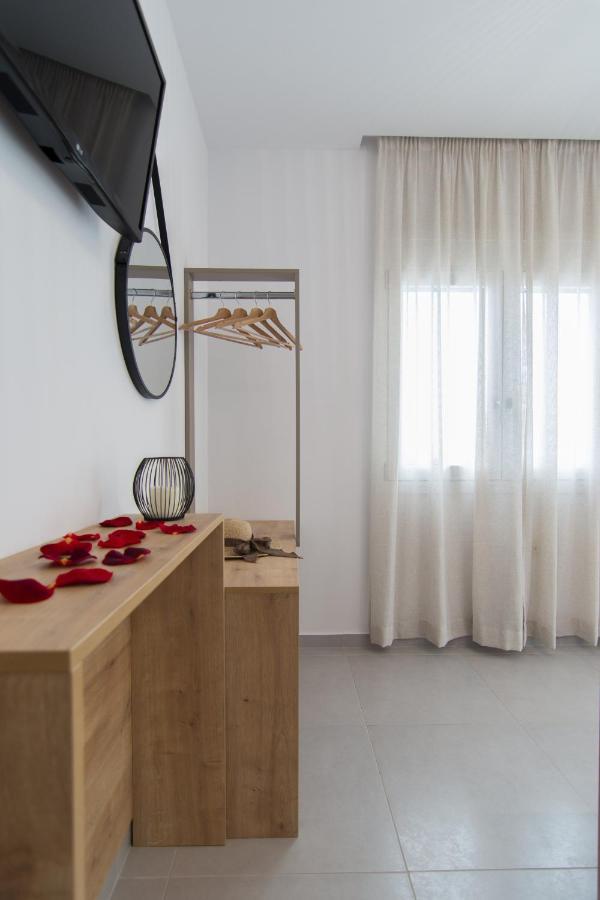 Casa Di Prios Brand New Renovated Villa In ゴウヴァイ エクステリア 写真