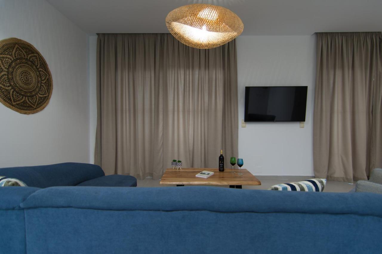 Casa Di Prios Brand New Renovated Villa In ゴウヴァイ エクステリア 写真