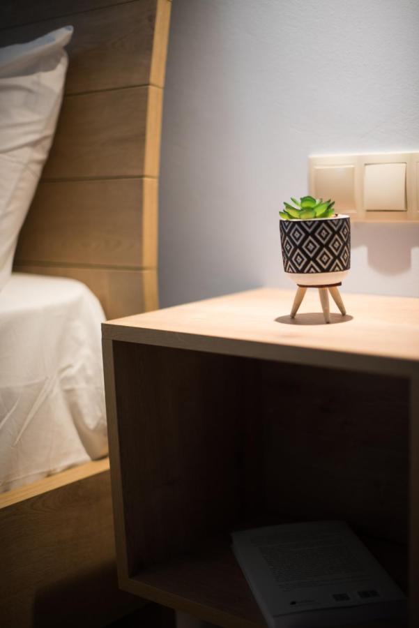 Casa Di Prios Brand New Renovated Villa In ゴウヴァイ エクステリア 写真