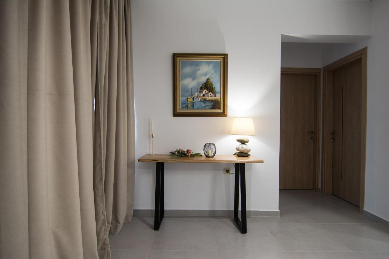 Casa Di Prios Brand New Renovated Villa In ゴウヴァイ エクステリア 写真